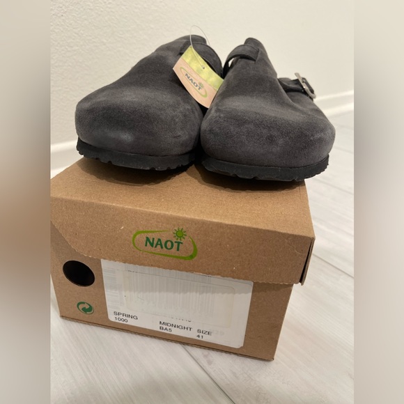 NAOT Spring clogs slip on - Picture 6 of 10